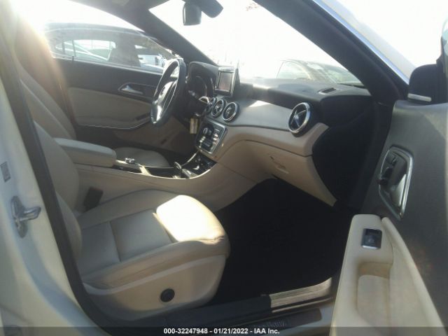 Photo 4 VIN: WDDSJ4EB4EN052481 - MERCEDES-BENZ CLA-CLASS 