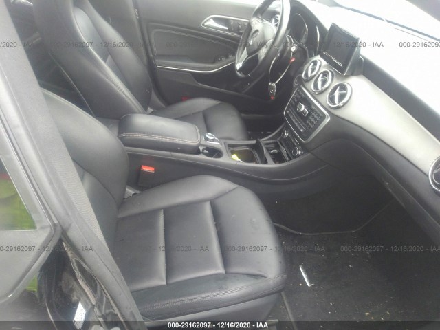 Photo 4 VIN: WDDSJ4EB4EN060788 - MERCEDES-BENZ CLA-CLASS 