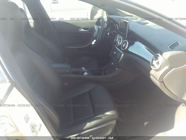 Photo 4 VIN: WDDSJ4EB4FN220072 - MERCEDES-BENZ CLA-CLASS 