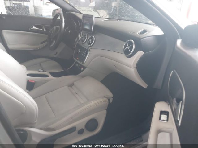 Photo 4 VIN: WDDSJ4EB4GN296697 - MERCEDES-BENZ CLA-CLASS 