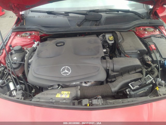 Photo 9 VIN: WDDSJ4EB4HN421781 - MERCEDES-BENZ CLA 