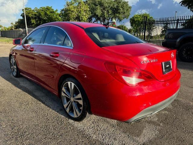 Photo 1 VIN: WDDSJ4EB4JN517349 - MERCEDES-BENZ CLA 250 