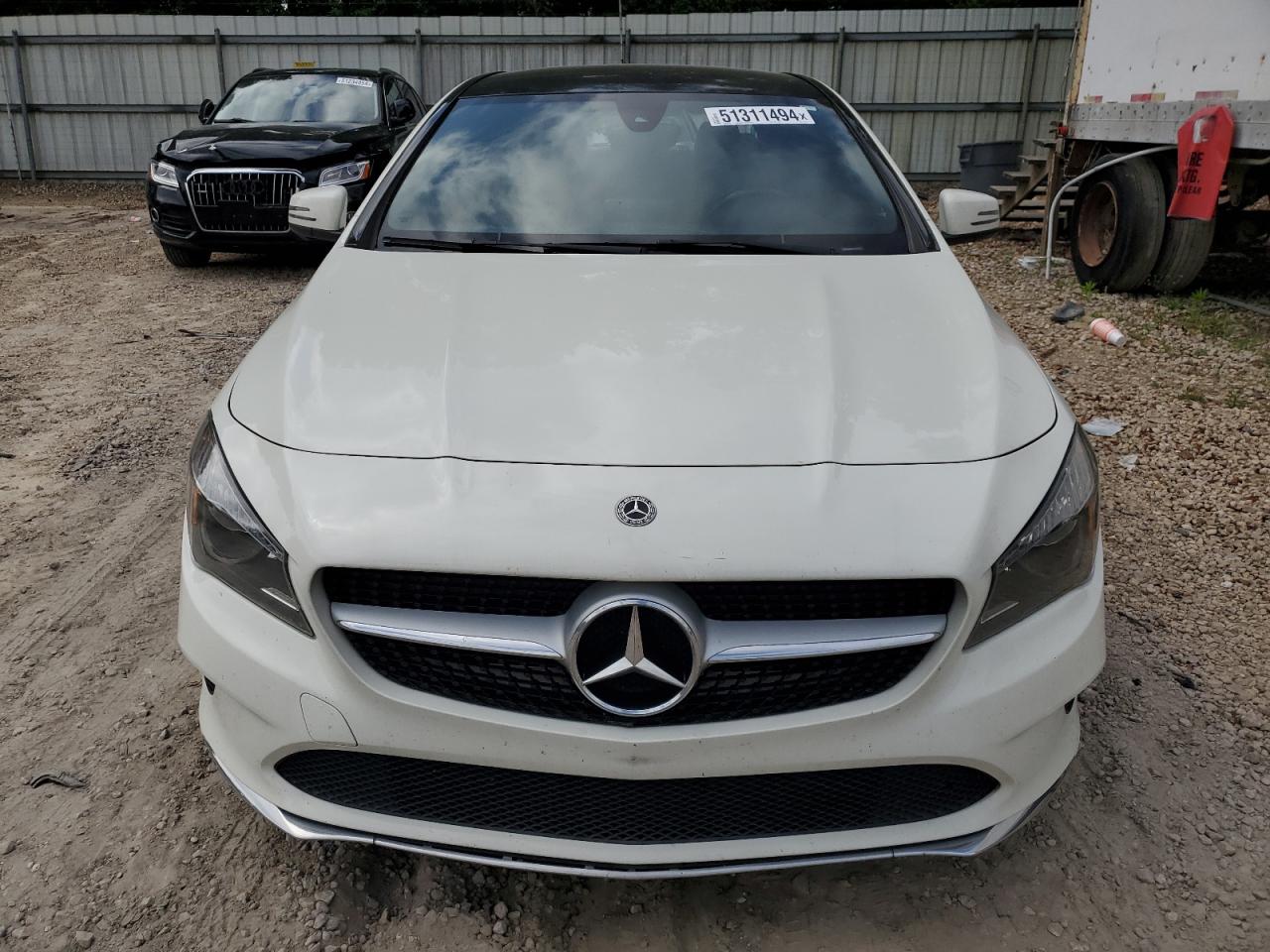 Photo 4 VIN: WDDSJ4EB4JN579611 - MERCEDES-BENZ CLA-KLASSE 