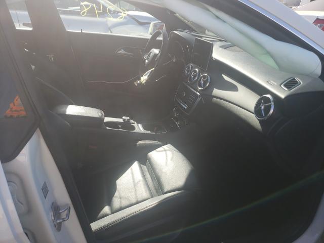 Photo 4 VIN: WDDSJ4EB4JN596490 - MERCEDES-BENZ CLA 250 