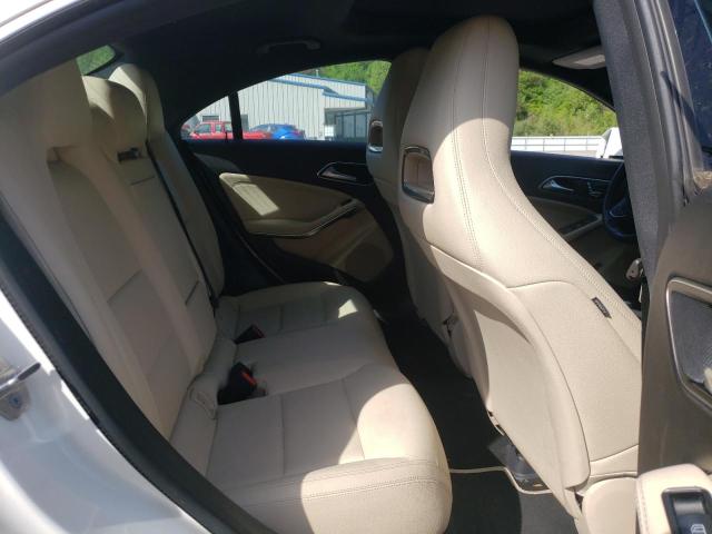 Photo 9 VIN: WDDSJ4EB4JN677618 - MERCEDES-BENZ CLA 250 