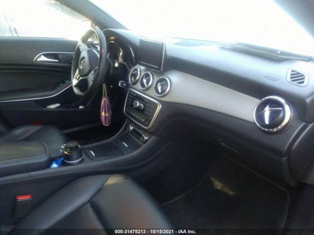 Photo 4 VIN: WDDSJ4EB5EN038542 - MERCEDES-BENZ CLA-CLASS 