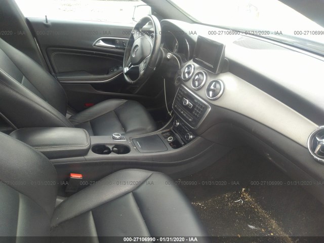 Photo 4 VIN: WDDSJ4EB5EN052537 - MERCEDES-BENZ CLA-CLASS 