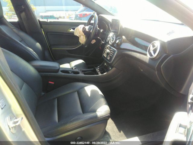 Photo 4 VIN: WDDSJ4EB5EN132517 - MERCEDES-BENZ CLA-CLASS 