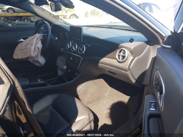 Photo 4 VIN: WDDSJ4EB5FN219402 - MERCEDES-BENZ CLA-CLASS 