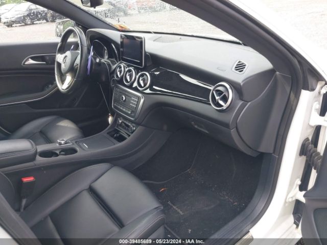 Photo 4 VIN: WDDSJ4EB5GN289208 - MERCEDES-BENZ CLA 