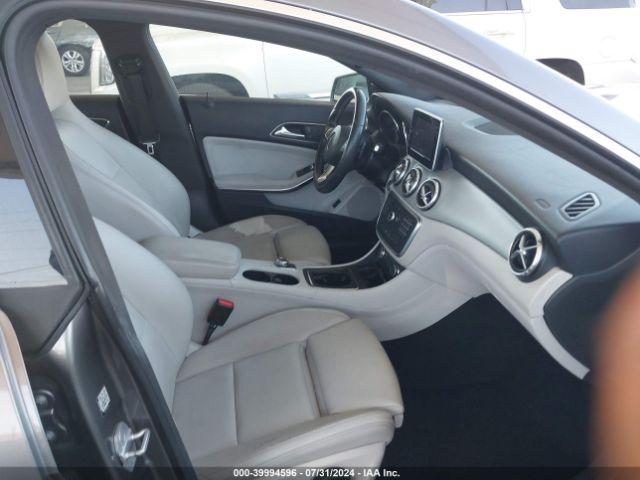 Photo 4 VIN: WDDSJ4EB5GN361007 - MERCEDES-BENZ CLA-CLASS 