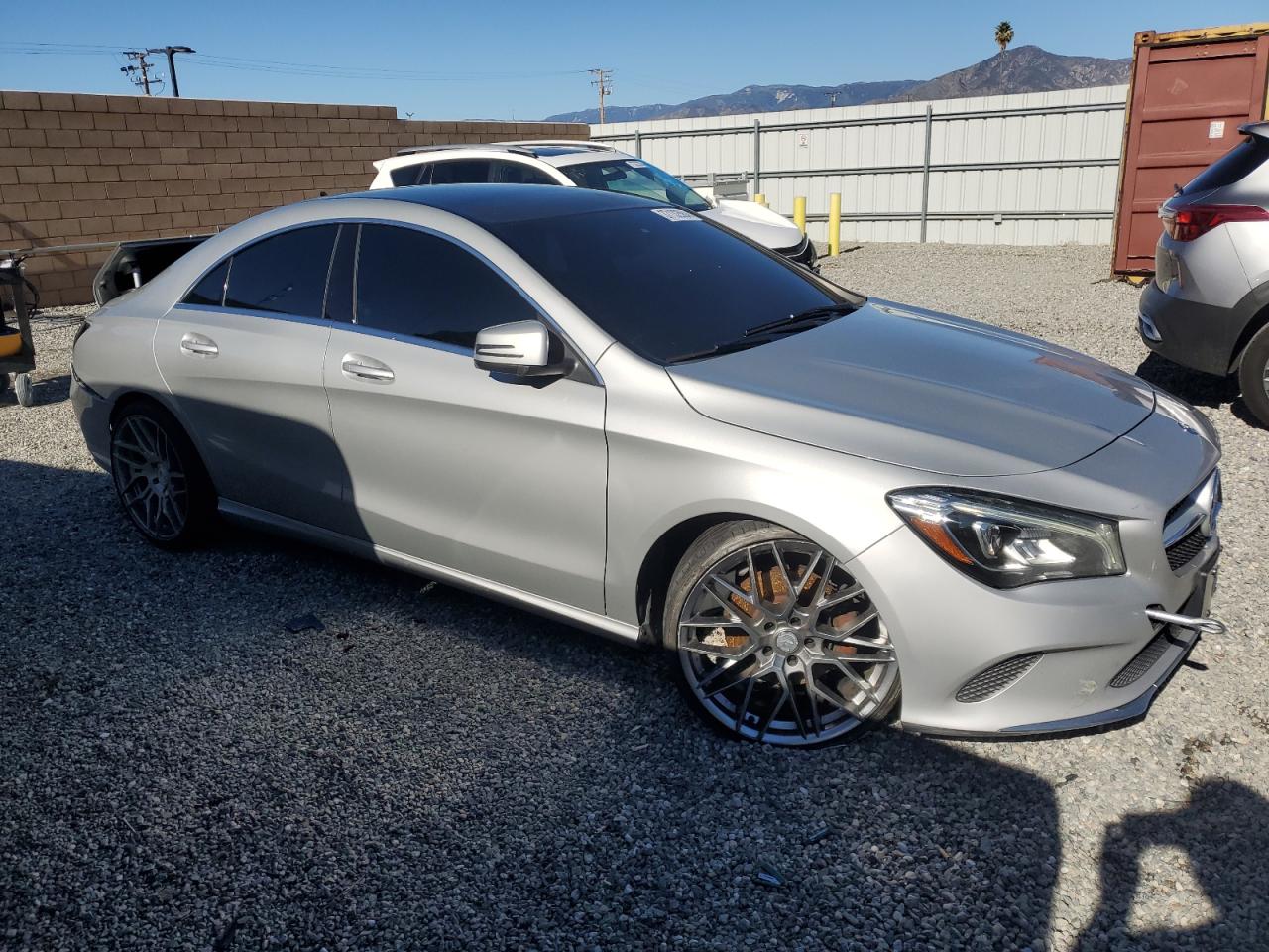 Photo 3 VIN: WDDSJ4EB5JN510264 - MERCEDES-BENZ CLA-CLASS 