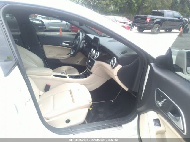 Photo 4 VIN: WDDSJ4EB5JN518090 - MERCEDES-BENZ CLA 250 