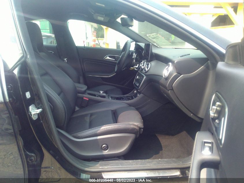 Photo 4 VIN: WDDSJ4EB5JN609764 - MERCEDES-BENZ CLA-KLASSE 