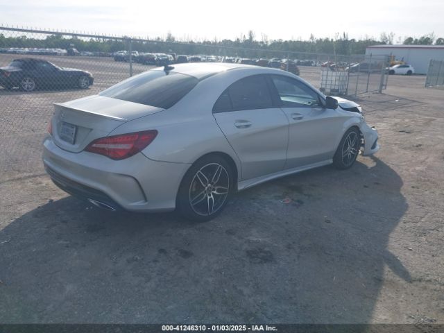 Photo 3 VIN: WDDSJ4EB5JN611420 - MERCEDES-BENZ CLA-CLASS 