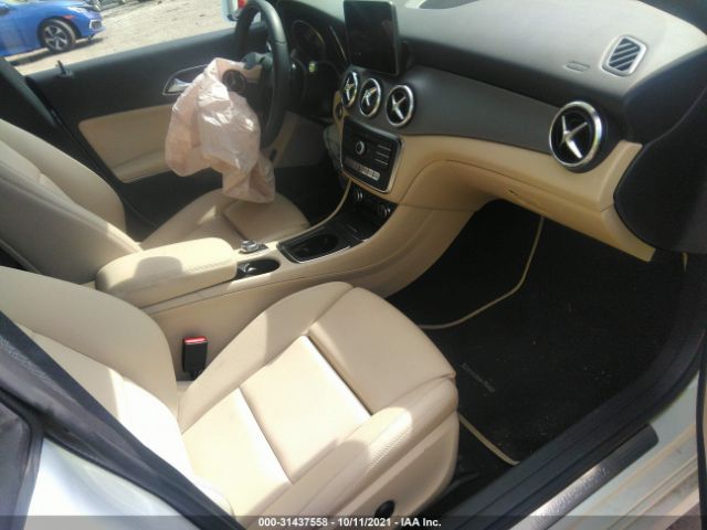 Photo 4 VIN: WDDSJ4EB5JN630968 - MERCEDES-BENZ CLA 