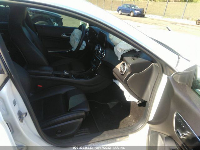 Photo 4 VIN: WDDSJ4EB5KN699435 - MERCEDES-BENZ CLA 