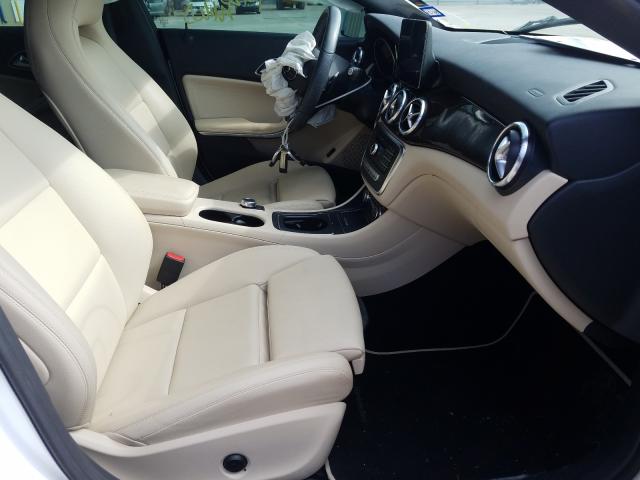 Photo 4 VIN: WDDSJ4EB5KN715455 - MERCEDES-BENZ CLA 250 