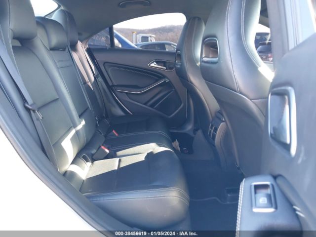 Photo 7 VIN: WDDSJ4EB5KN717559 - MERCEDES-BENZ CLA 250 