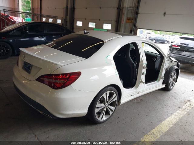 Photo 3 VIN: WDDSJ4EB5KN742557 - MERCEDES-BENZ CLA-CLASS 