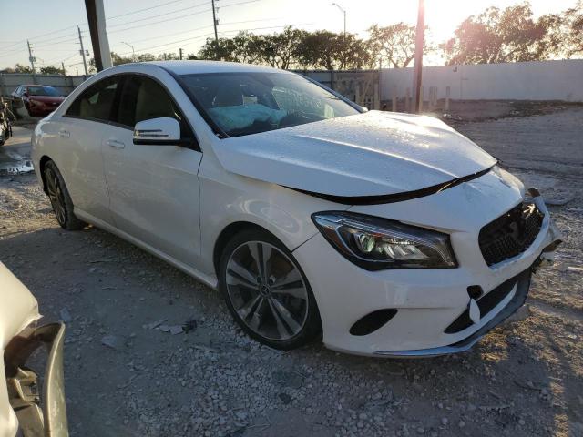 Photo 3 VIN: WDDSJ4EB5KN744616 - MERCEDES-BENZ CLA 250 