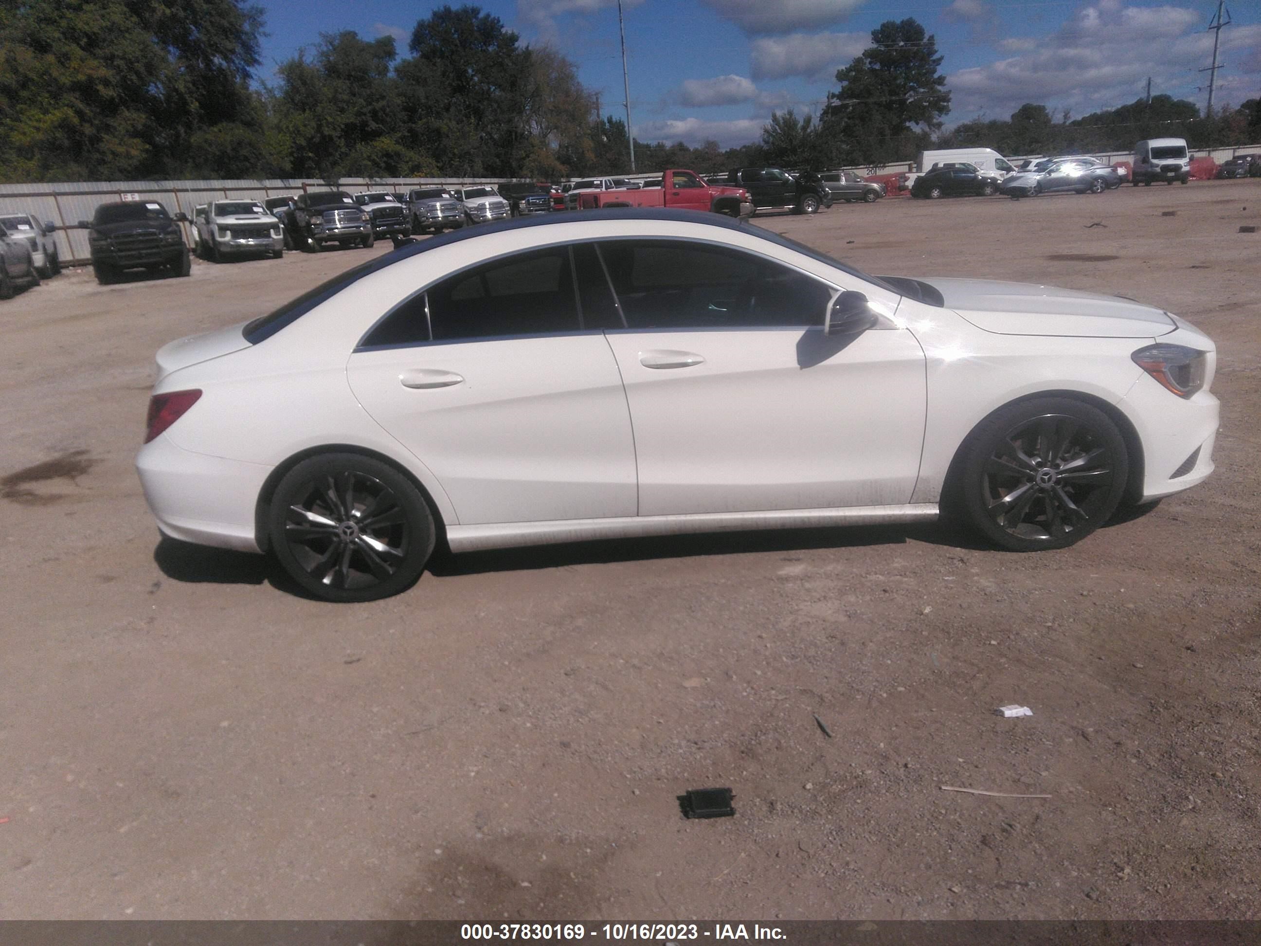 Photo 12 VIN: WDDSJ4EB6EN029641 - MERCEDES-BENZ CLA-KLASSE 