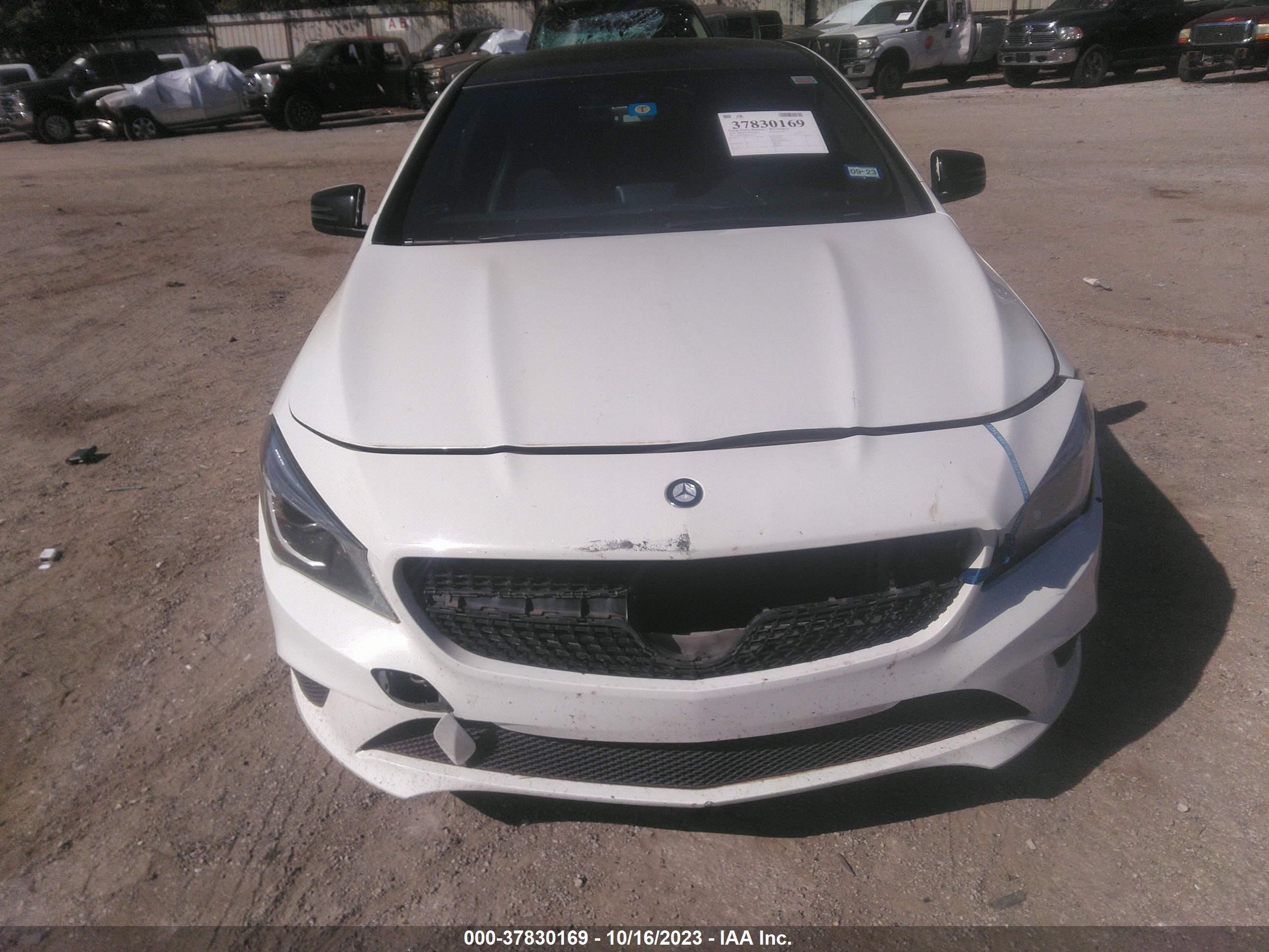 Photo 5 VIN: WDDSJ4EB6EN029641 - MERCEDES-BENZ CLA-KLASSE 