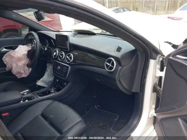 Photo 4 VIN: WDDSJ4EB6GN379077 - MERCEDES-BENZ CLA 