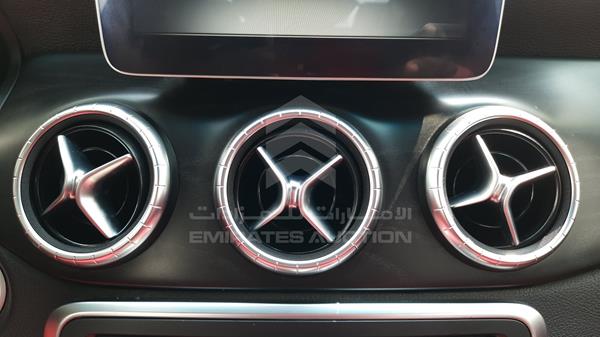 Photo 18 VIN: WDDSJ4EB6JN537022 - MERCEDES-BENZ CLA 250 