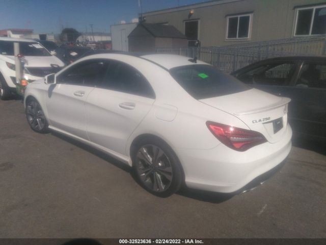 Photo 2 VIN: WDDSJ4EB6JN635905 - MERCEDES-BENZ CLA 