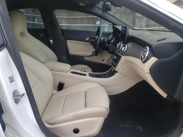 Photo 4 VIN: WDDSJ4EB6JN676759 - MERCEDES-BENZ CLA-CLASS 