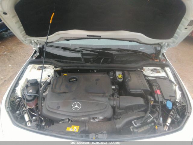 Photo 9 VIN: WDDSJ4EB6KN699234 - MERCEDES-BENZ CLA 