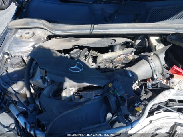 Photo 9 VIN: WDDSJ4EB6KN751414 - MERCEDES-BENZ CLA 250 