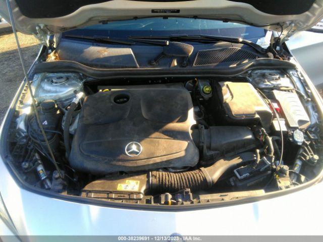 Photo 9 VIN: WDDSJ4EB7FN176262 - MERCEDES-BENZ CLA 250 