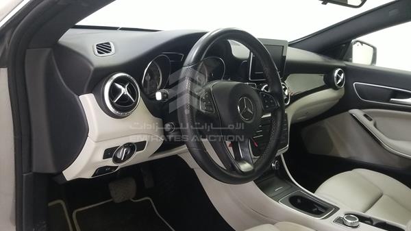 Photo 9 VIN: WDDSJ4EB7GN319289 - MERCEDES-BENZ CLA 250 