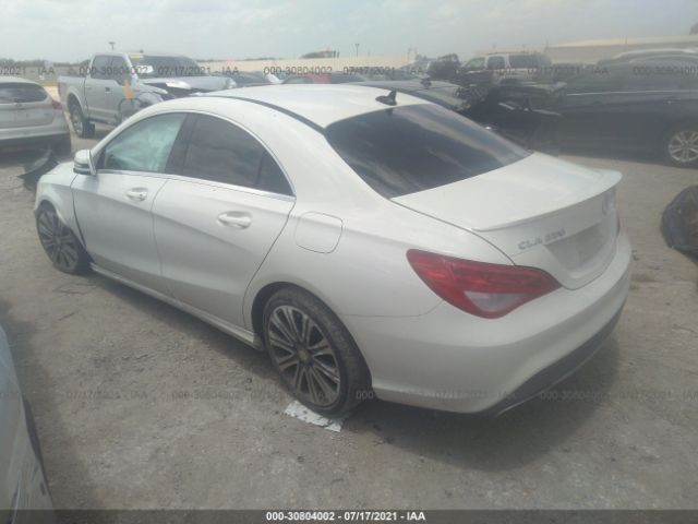 Photo 2 VIN: WDDSJ4EB7HN402092 - MERCEDES-BENZ CLA 