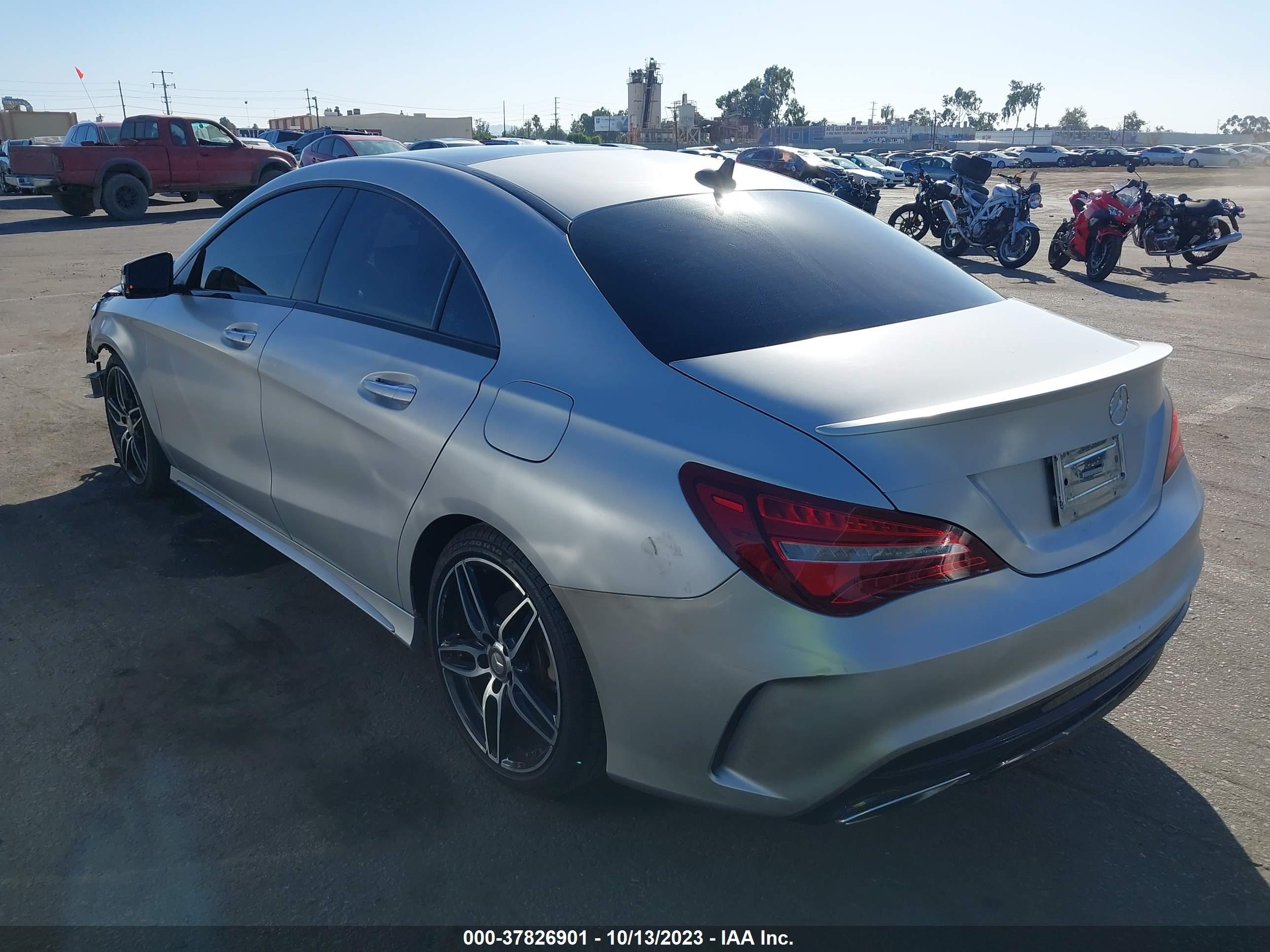 Photo 2 VIN: WDDSJ4EB7HN454547 - MERCEDES-BENZ CLA-KLASSE 