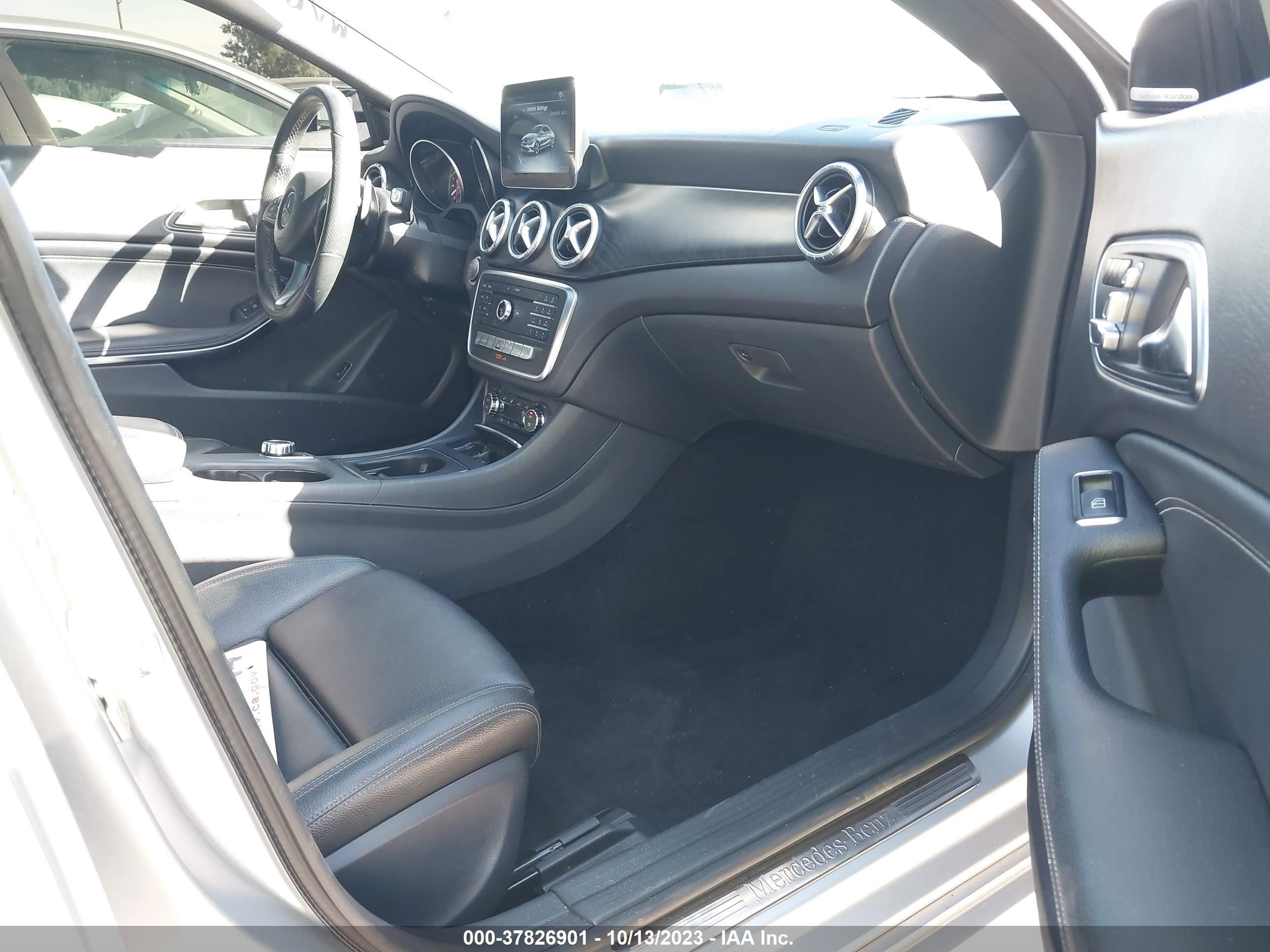 Photo 4 VIN: WDDSJ4EB7HN454547 - MERCEDES-BENZ CLA-KLASSE 