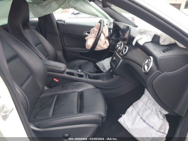 Photo 4 VIN: WDDSJ4EB7JN535697 - MERCEDES-BENZ CLA 250 