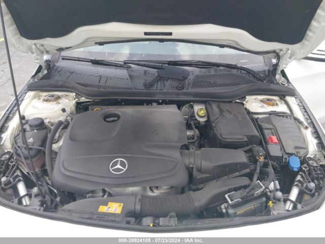 Photo 9 VIN: WDDSJ4EB7JN691545 - MERCEDES-BENZ CLA-CLASS 