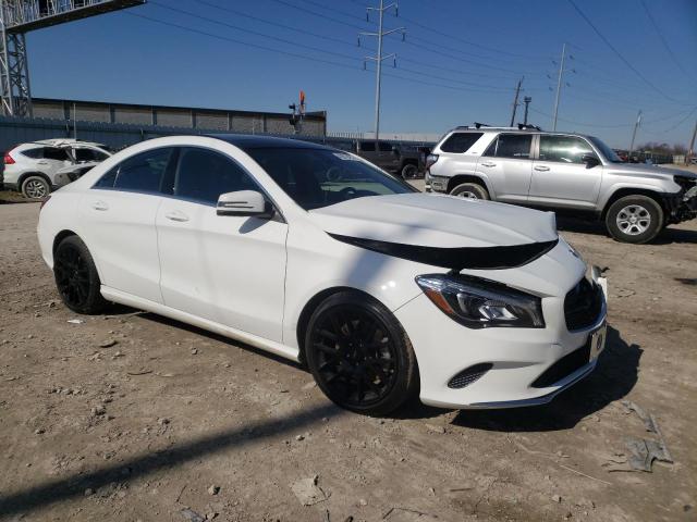 Photo 3 VIN: WDDSJ4EB7KN748800 - MERCEDES-BENZ CLA 250 