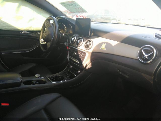 Photo 4 VIN: WDDSJ4EB7KN776533 - MERCEDES-BENZ CLA 