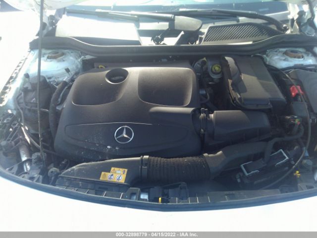 Photo 9 VIN: WDDSJ4EB7KN776533 - MERCEDES-BENZ CLA 