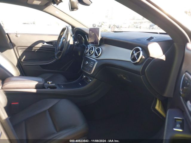 Photo 4 VIN: WDDSJ4EB8FN252748 - MERCEDES-BENZ CLA-CLASS 