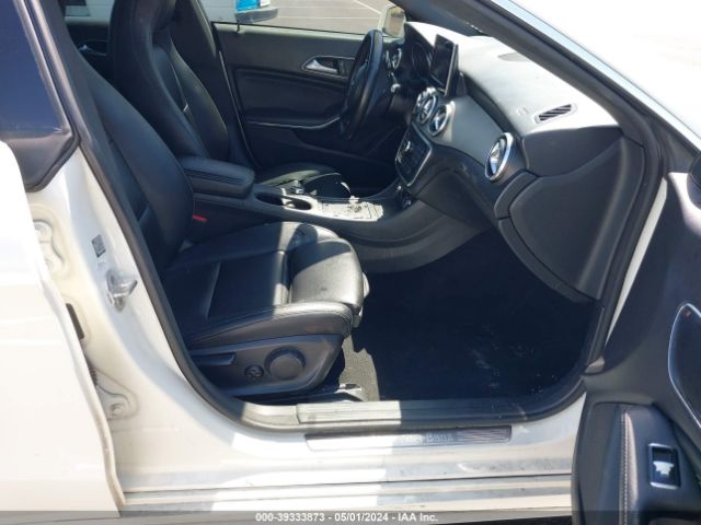 Photo 4 VIN: WDDSJ4EB8GN293656 - MERCEDES-BENZ CLA 250 