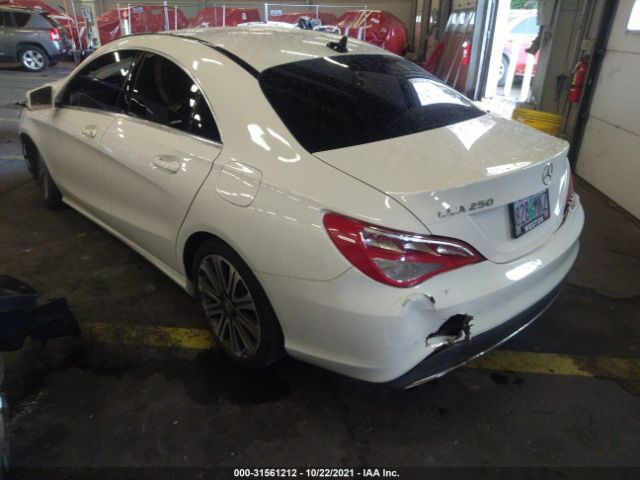 Photo 2 VIN: WDDSJ4EB8HN412615 - MERCEDES-BENZ CLA 