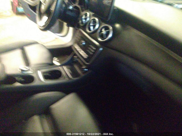 Photo 4 VIN: WDDSJ4EB8HN412615 - MERCEDES-BENZ CLA 