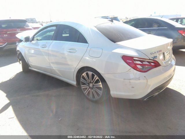 Photo 2 VIN: WDDSJ4EB8HN479540 - MERCEDES-BENZ CLA 