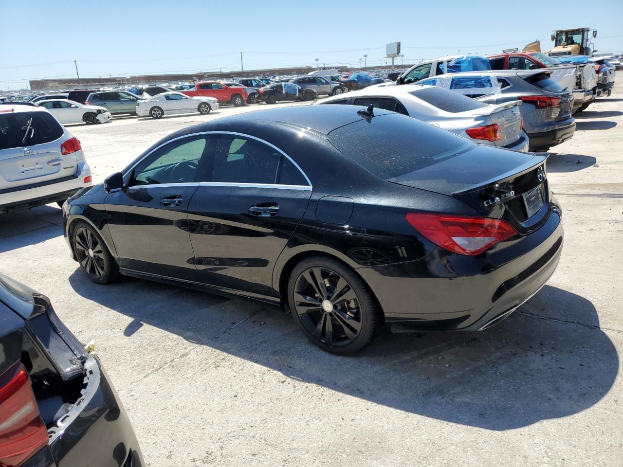 Photo 1 VIN: WDDSJ4EB8JN508864 - MERCEDES-BENZ CLA-KLASSE 