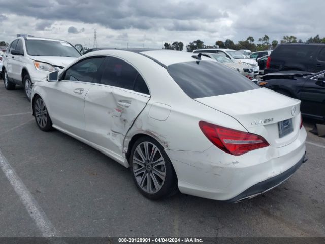 Photo 5 VIN: WDDSJ4EB8JN520772 - MERCEDES-BENZ CLA 250 